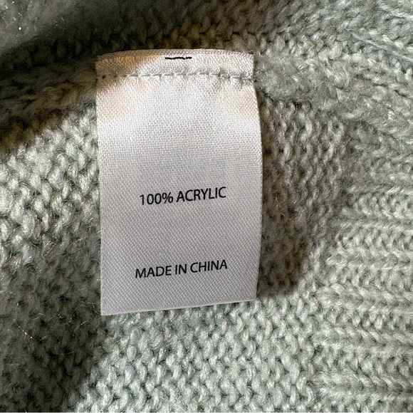 Color Block Sweater - Picture 4 of 6